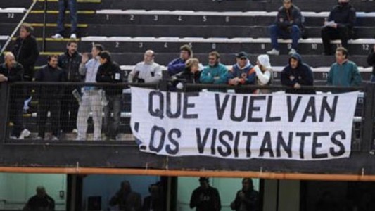 Gobierno bonaerense autorizó a jugar tres partido con público visitante