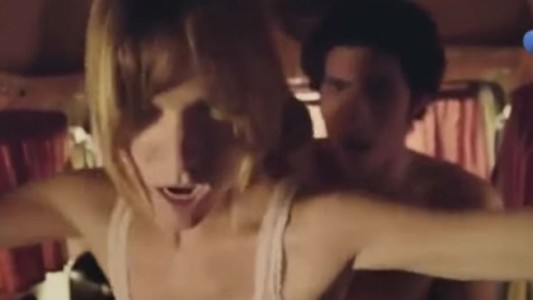 La fuerte escena de sexo del Chino Darín con una de las hijas de las Trillizas de Oro