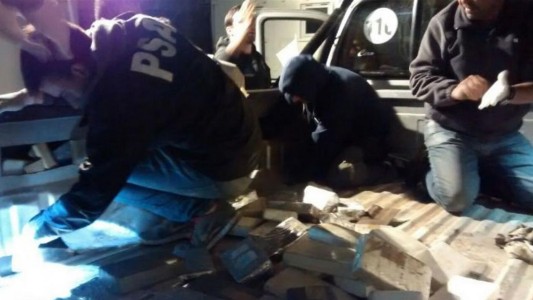 Secuestraron 240 kilos de cocaína en una camioneta en San Andrés de Giles