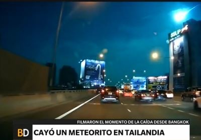 Captan momento en que meteorito cae en Tailandia