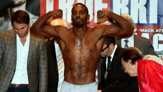 El boxeador norteamericano Yusaf Mack reconoció su homosexualidad