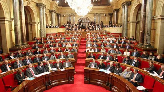 Cataluña aprobó la resolución para separarse de España