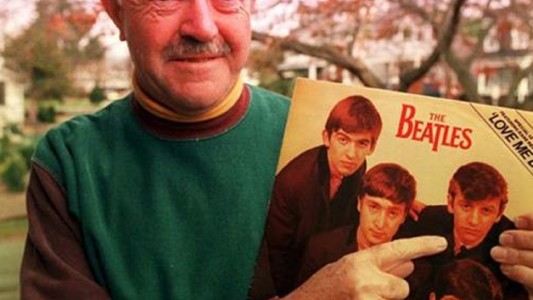 Murió Andy White, el primer baterista de los Beatles