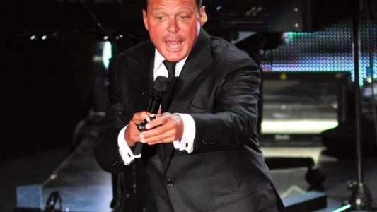 Luis Miguel cantó 20 minutos y canceló el show por "cambios en el clima"