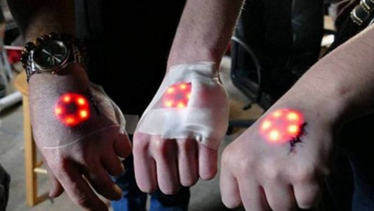 Llegan los tatuajes luminosos