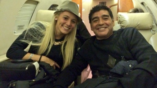 Maradona confirmó que se casa con Rocío Oliva: adiviná dónde será la fiesta