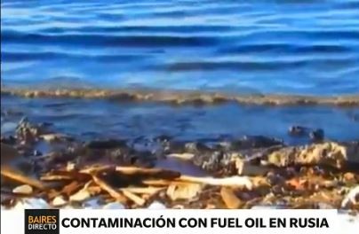 Un buque de carga contaminó el mar en Rusia