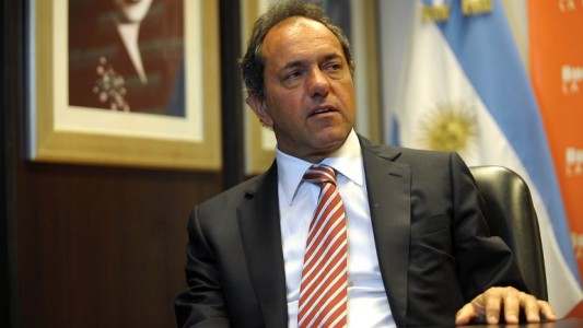 Scioli: "Para mí hubiese sido un honor recibir los atributos en el Congreso"