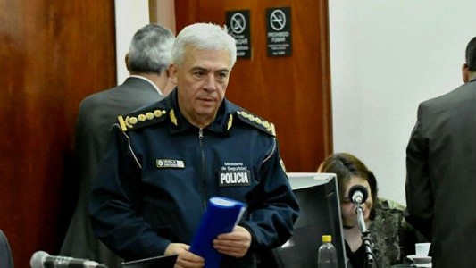 Matzkin "solicitó el retiro" y el viernes nombrarán a un nuevo jefe de la policía bonaerense