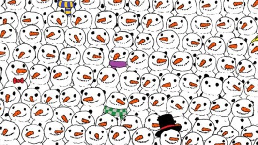 #EsViral: ¿podés encontrar al oso panda entre los muñecos de nieve?
