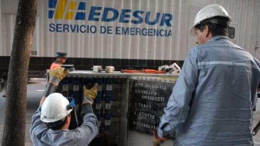 Edesur denunció que vecinos afectados por cortes de luz agredieron a operarios