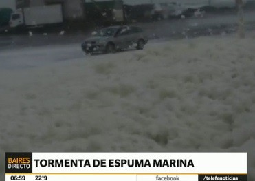 Video: espectacular tormenta de espuma marina