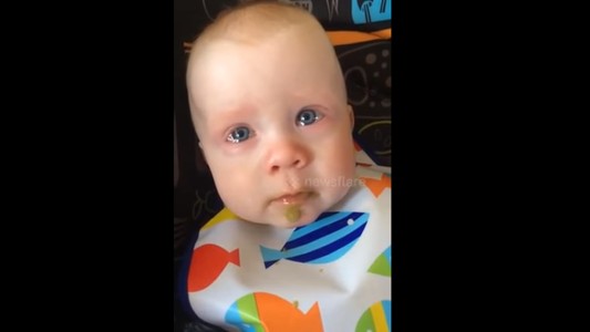 #EsViral: las lágrimas de un bebé al escuchar a su mamá cantar