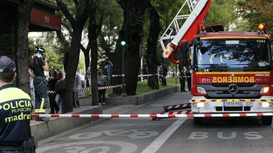 Multan por exceso de velocidad a un camión de bomberos cuando iba a apagar un incendio