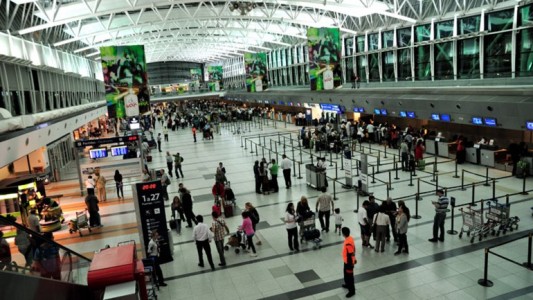Un paro afecta los vuelos internacionales de LAN y TAM