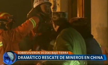 Dramático rescate de mineros en China