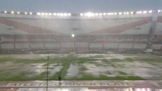Por el mal tiempo, se suspendió el debut de River ante Quilmes
