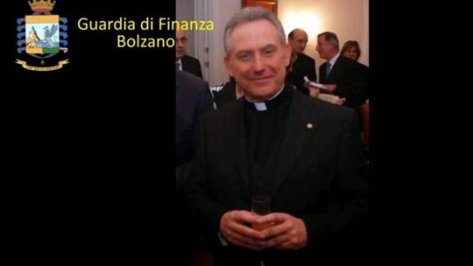 Italia: detuvieron a un sacerdote argentino por el robo de 30 millones de euros