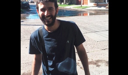 Así reaccionó un hombre al que le devolvieron la billetera con el dinero del alquiler