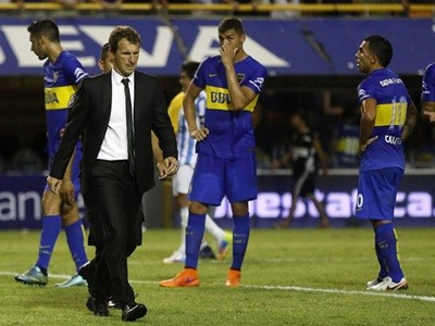 Una nueva derrota de Boca jaquea a Arruabarrena