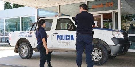 Adolescente recibió un martillazo en la cabeza cuando intentó mediar en una pelea entre su madre y un vecino
