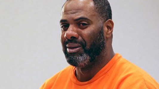 Pasó 30 años en la cárcel por homicidio, salió y dos días más tarde mató a su madre