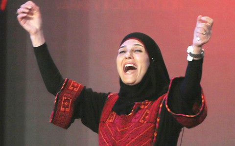 El Papa anunció que la mejor maestra del mundo es una palestina