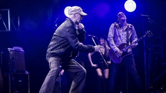 Indio Solari: dos fotos que muestran que en el pogo más grande del mundo vale todo