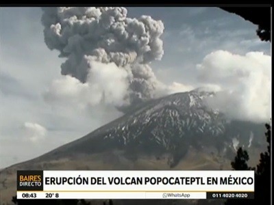 Erupción del volcán Popocatepetl en México