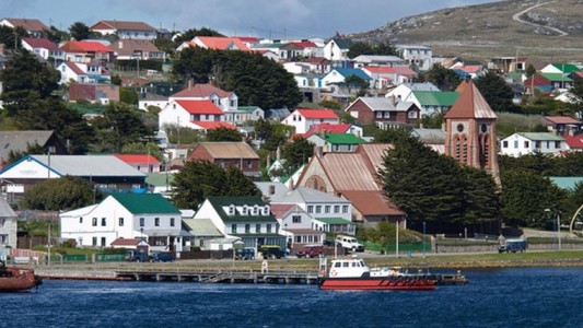 Atletas argentinos quedaron varados en Malvinas, sin alojamiento ni comida