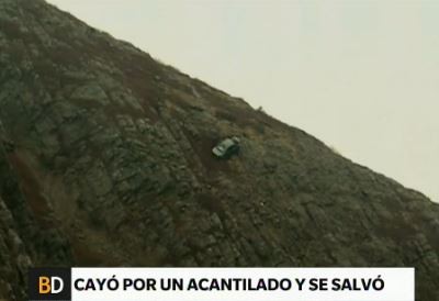 Cayó por un acantilado y sobrevivió