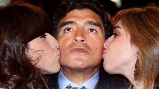 Diego Maradona anuló un testamento que beneficiaba a sus hijas Dalma y Gianinna