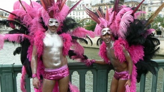 Un tribunal francés afirma que "maricón asqueroso" no es un insulto si va dirigido a un peluquero