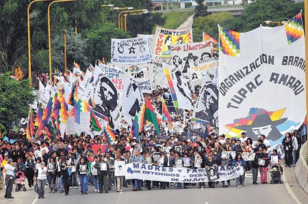 Tupac Amaru marchará con antorchas para respaldar a Cristina