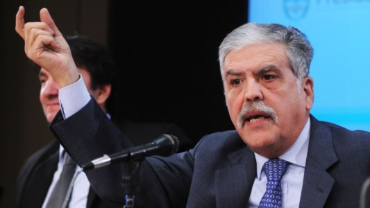 Julio De Vido apoya a Cristina Kirchner y dijo que "todo lo que Macri  no pude cooptar, lo persigue"