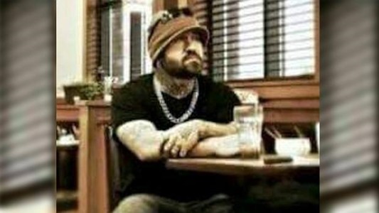 El misterioso desconocido que cambió la vida de una madre soltera y conmovió a las redes sociales