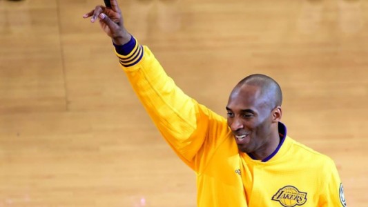 Viernes qué golazo! Kobe Bryant se retiró con uno de sus mejores partidos
