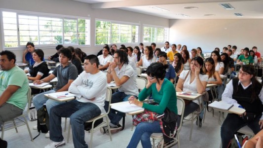 Estudiantes de la UBA consiguen un amparo para tener tarifa social en el transporte público