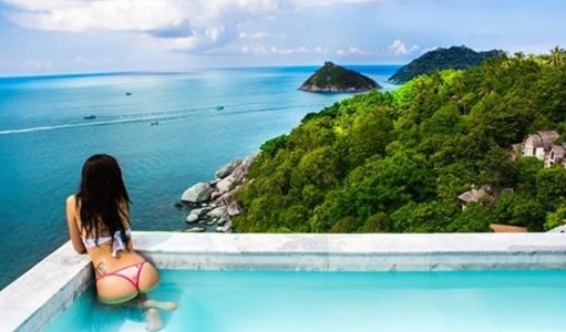 El video que indigna en Facebook: "Así me gasté el dinero de mi beca"