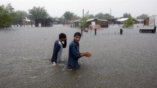 Unos 40 mil afectados por las inundaciones en el litoral