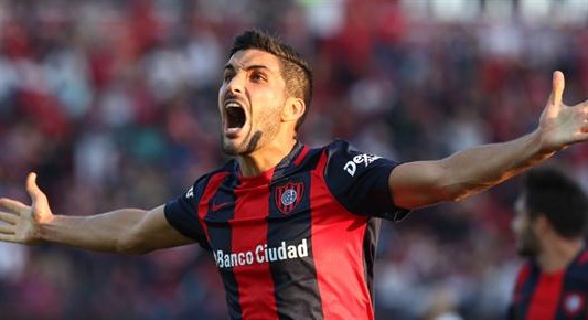 San Lorenzo le ganó el clásico a Huracán y se afianza en la punta