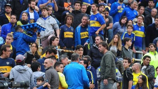 Video: insultaron a Carlos Zannini en la cancha de Boca