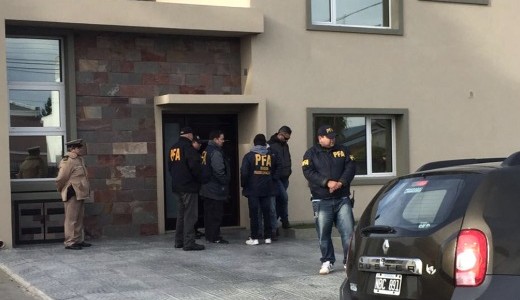 Raid de allanamientos en Río Gallegos: Municipalidad, casa de hijo de Báez y corralón de Austral Construcciones