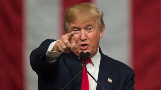 En su amenaza al electorado, Trump dijo que si no gana Estados Unidos será "un país como Argentina o Venezuela"