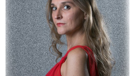 Llega al teatro una obra para reflexionar sobre las familias hiperconectadas