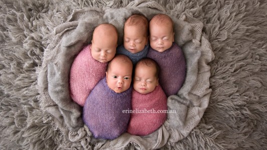 #EsViral La foto de los quintillizos ustralianos que está dando vuelta al mundo