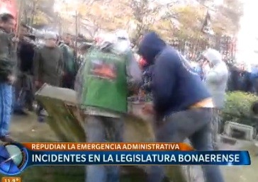 Incidentes en la legislatura bonaerense