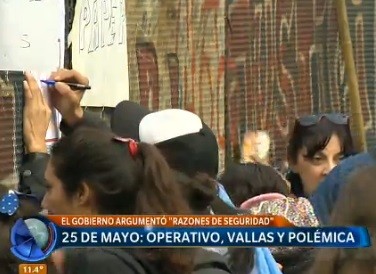 25 de Mayo: operativo, vallas y polémica