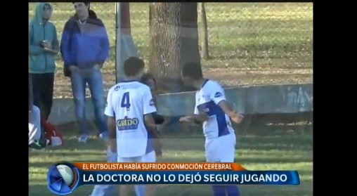 Doctora no dejó a un futbolista que siga jugando