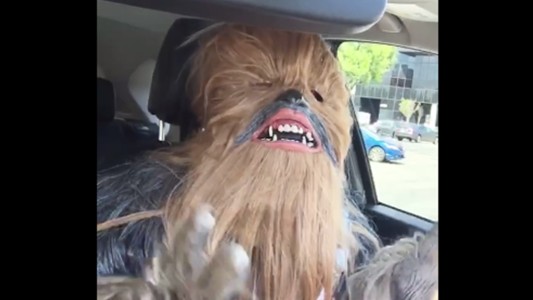 La desopilante respuesta de Chewbacca a la madre del video viral